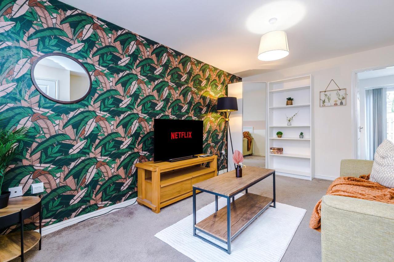 Chic 2 Bed House With Garden & Free Parking Villa Manchester Exterior foto