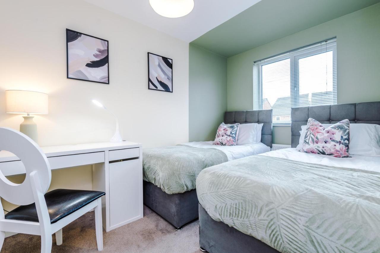 Chic 2 Bed House With Garden & Free Parking Villa Manchester Exterior foto