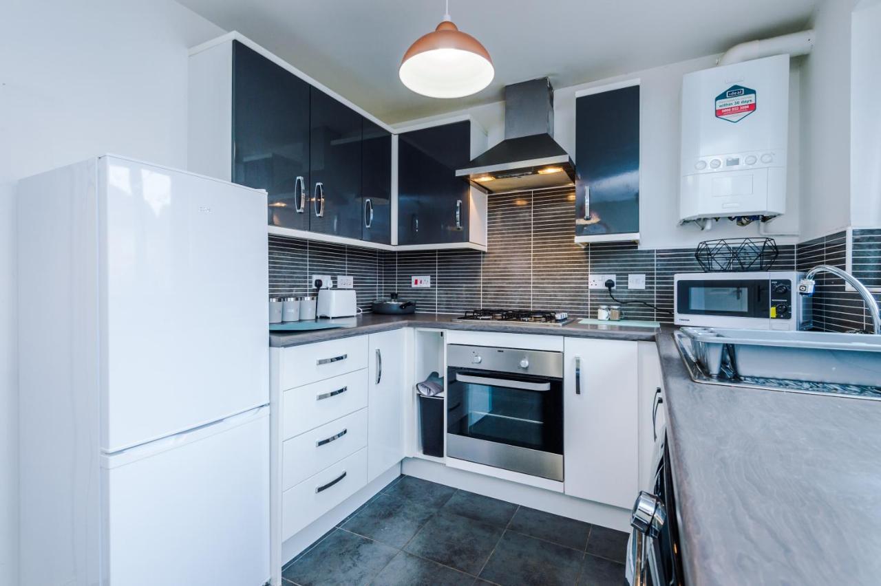 Chic 2 Bed House With Garden & Free Parking Villa Manchester Exterior foto