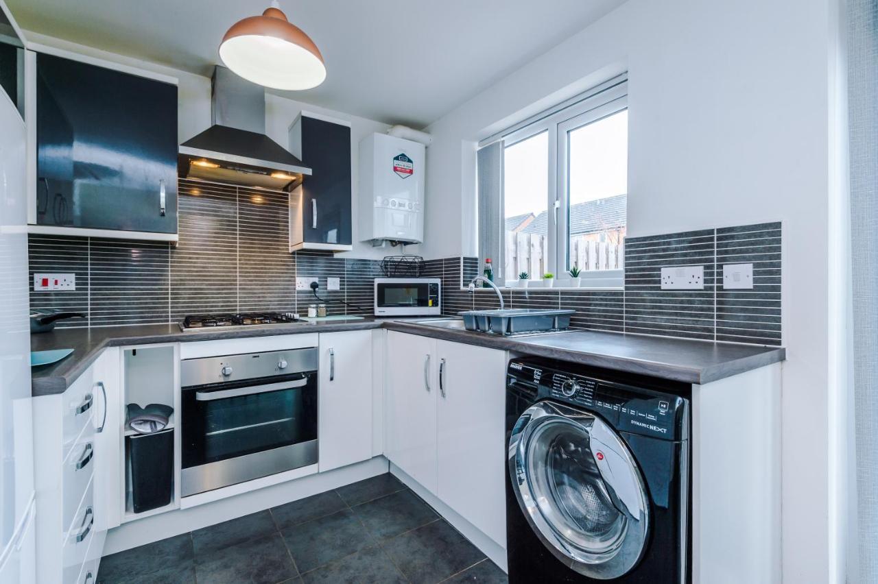 Chic 2 Bed House With Garden & Free Parking Villa Manchester Exterior foto